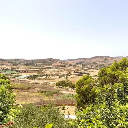 Ta Debora Sleeps 7 With Pool Xagħra