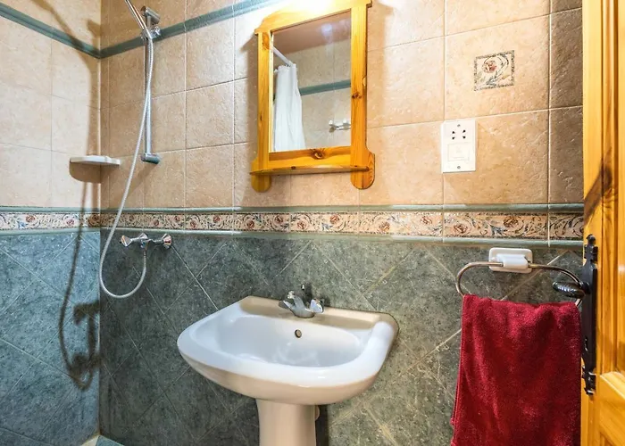 Villa Ta Debora Sleeps 8 With Pool