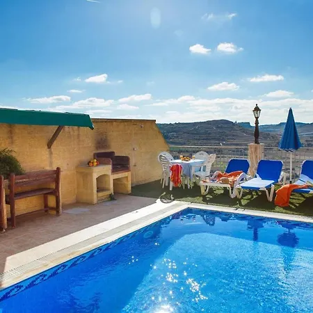 Ta Debora Sleeps 7 With Pool *