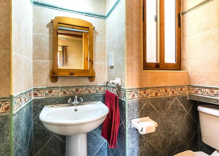 Villa Ta Debora Sleeps 8 With Pool Xagħra